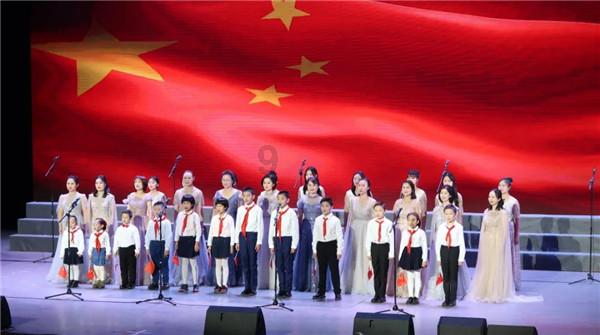 云南镇雄县山体滑坡救援持续，各式救援新装备支援山体滑坡救援